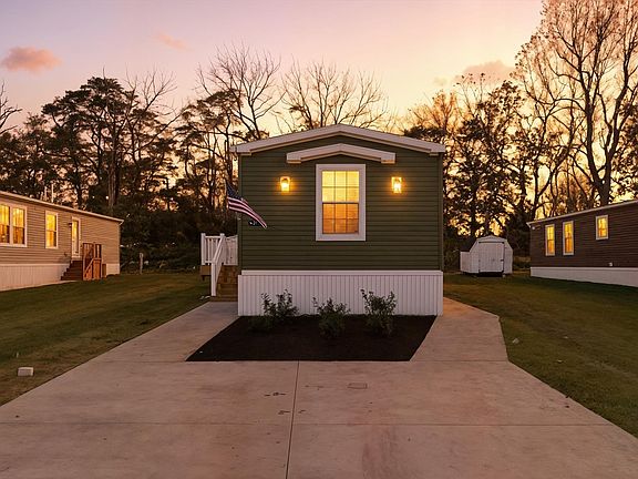 Exterior Image-2-Redman 69 JV Honey Ridge