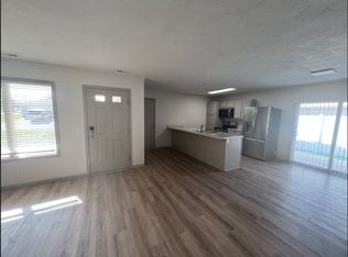 6150 Stone Gate Ct, Lincoln, NE 68516