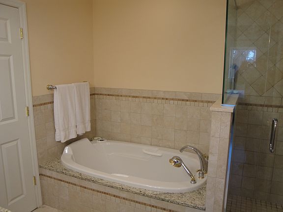 2nd image of 2202 Dunhill Dr