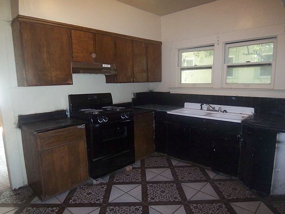 4th image of 441 N Echo Ave