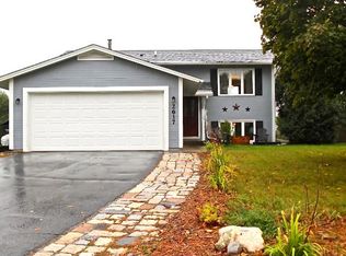 2617 Westcliffe Dr, Burnsville, MN 55306