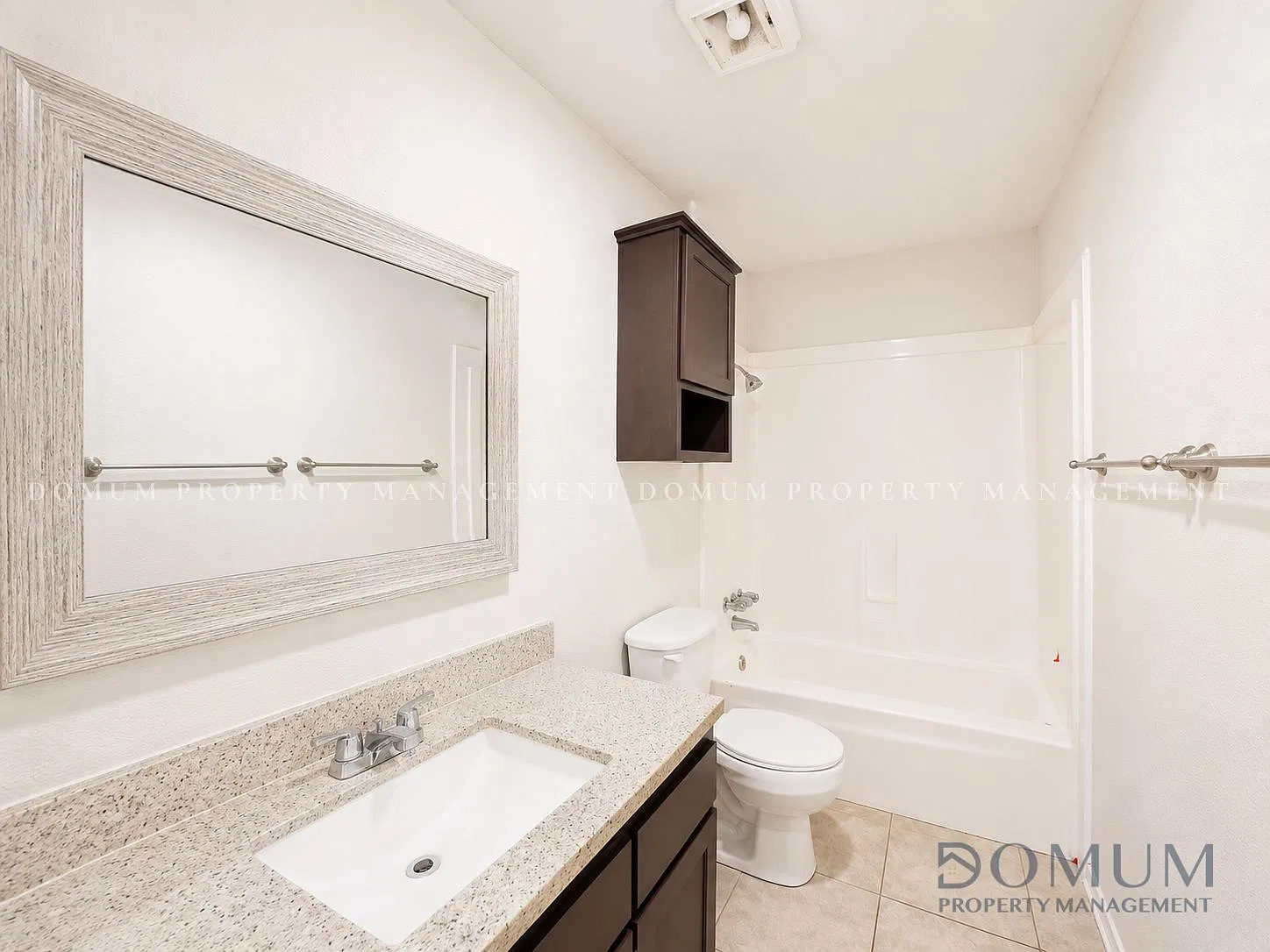 1811 Perkins Avenue - 4 — Photo 4