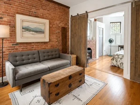 9 Albemarle St APT 2, Boston, MA 02115