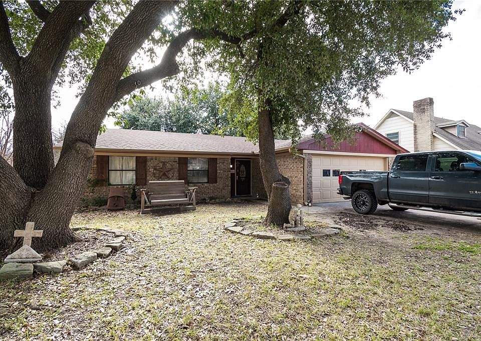 1st image of 203 San Jacinto Ct