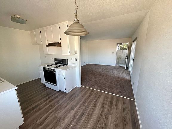 2nd image of 119 E Water St #D