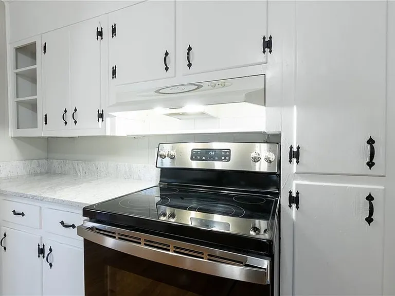4715 S Lee St — Photo 15