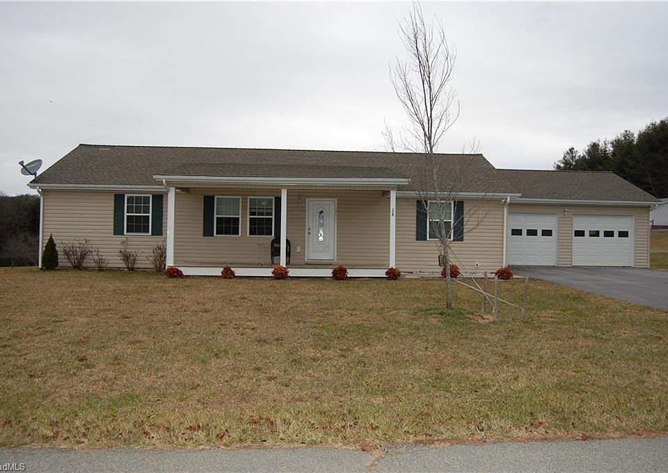 1st image of 28 River Creek Dr