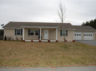 28 River Creek Dr, Sparta, NC 28675