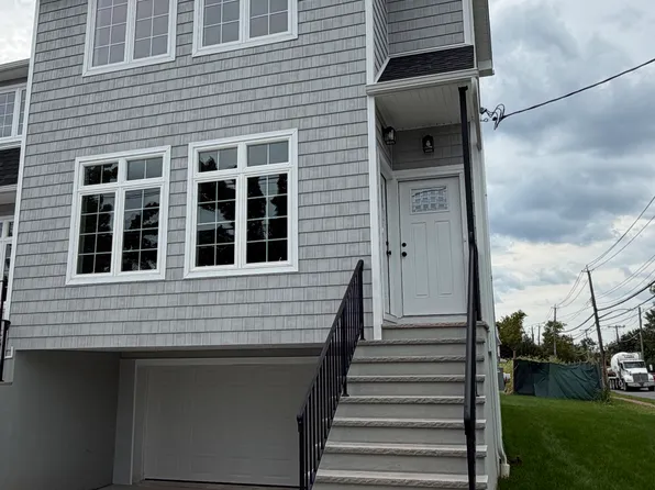 492 Doane Ave #1, Staten Island, NY 10308
