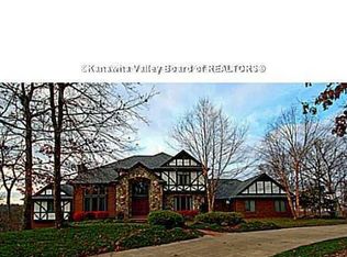 17 Quarry Rdg, Charleston, WV 25304