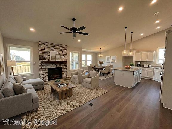 2nd image of 1522 Autumn Ridge Dr