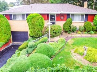 130 Autumn Dr, Butler, PA 16001