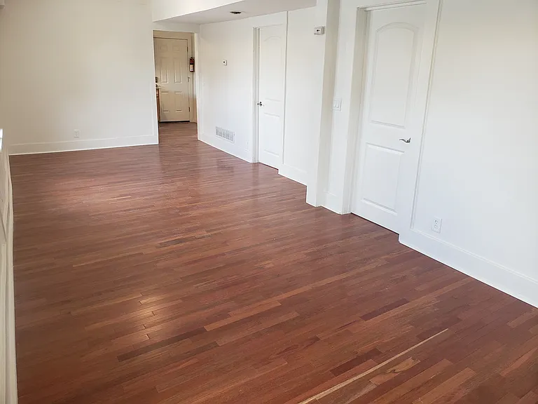 9 Elizabeth St #2 — Photo 11