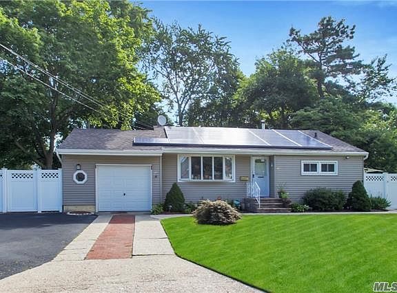 2nd image of 201 Timberline Dr