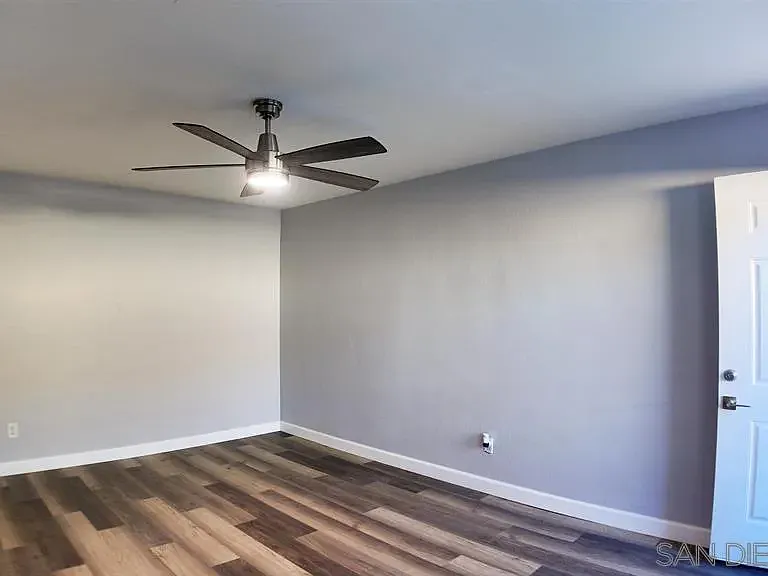 3934 1/2 Marine View Ave — Photo 22