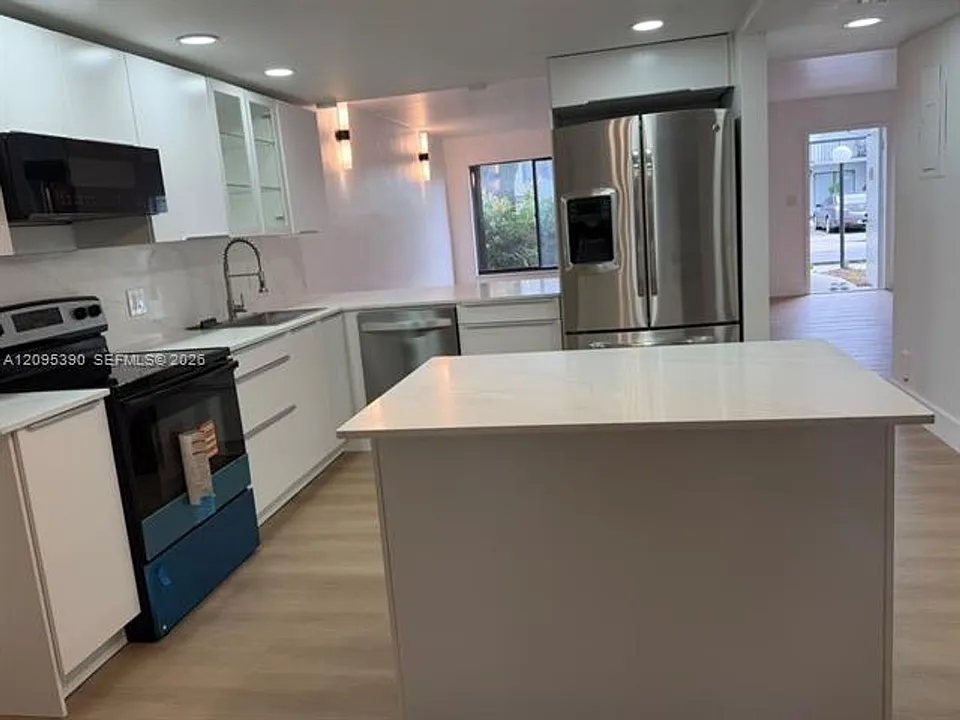 639 N University Dr #Townhouse 17