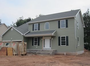 124 Norway Ln, South Plainfield, NJ