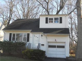 109 Jadach Dr, Dunellen, NJ 08812