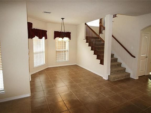 5th image of 1415 Snowberry Dr