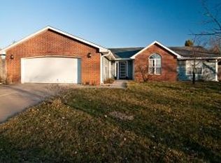 2000 Limerick Ln, Columbia, MO 65203