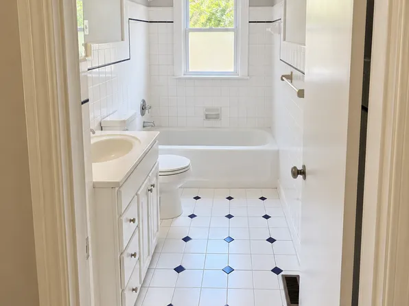 4715 Billtown Rd, Louisville, KY 40299