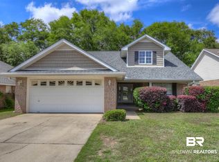 8041 Deerwood Dr S, Daphne, AL 36526