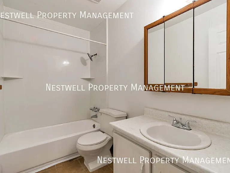 1881 W Lake Park Dr #4 — Photo 10