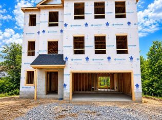 1235 Spruce Ave, Shady Side, MD 20764