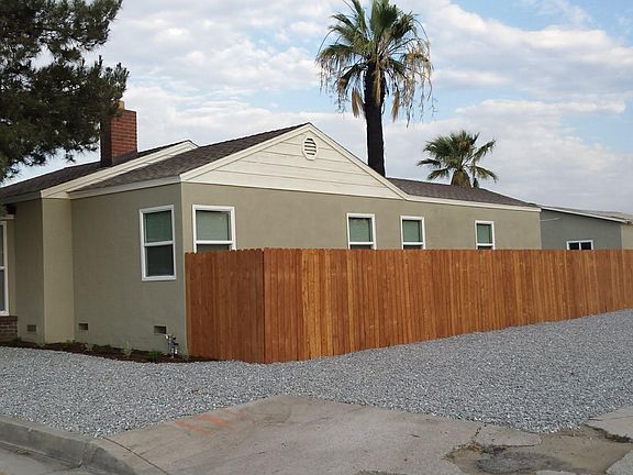 2nd image of 821 W Lugonia Ave