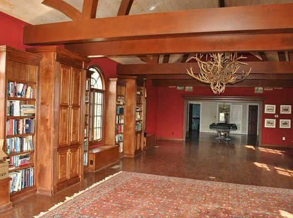 5th image of 1903 Riverview Dr