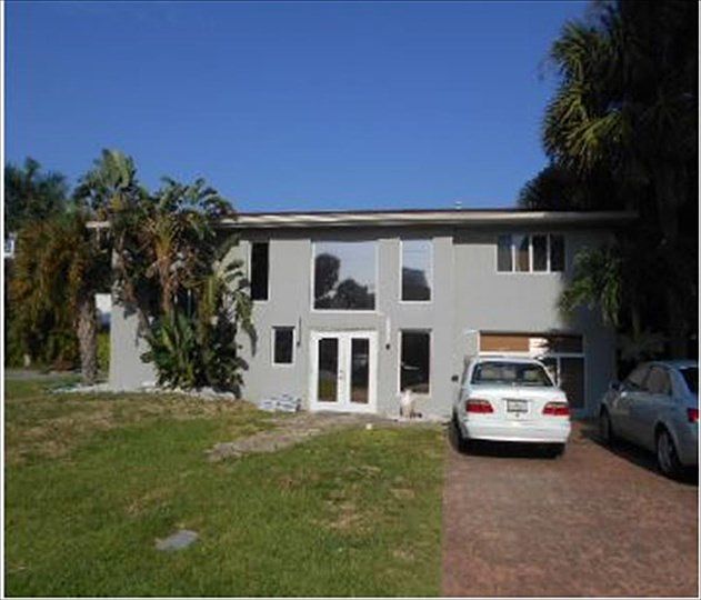 1st image of 1219 Hibiscus Ave