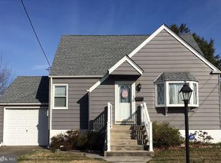 14 Union Ave, Bellmawr, NJ 08031