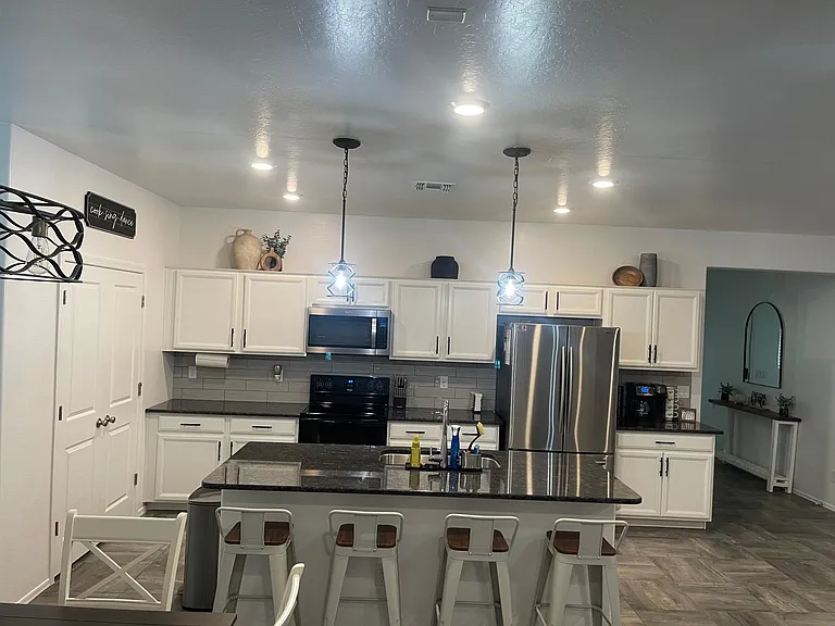 16592 W Jenan Dr — Photo 32