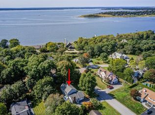 36 Sullivan Ln, Bristol, RI 02809