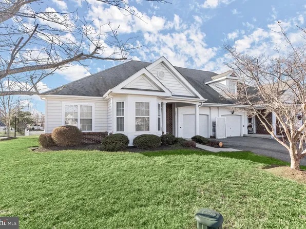 304 Fidgeway Ln, Upper Marlboro, MD 20774