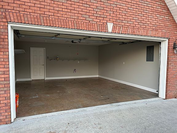 2nd image of 1515 Teton Ln