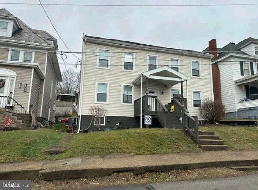 1st image of 105 1st St