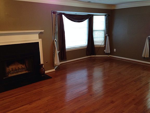 Living room bay window