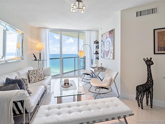 3rd image of 16699 Collins Ave APT 3006