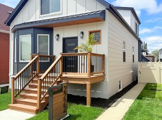 2222 Highland Ave, Berwyn, IL 60402