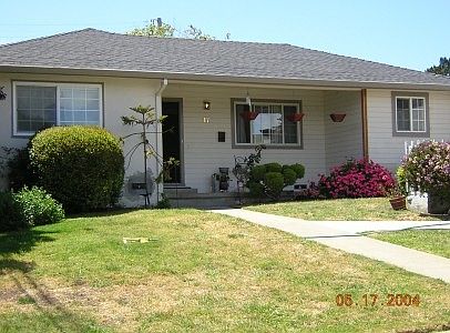 1st image of 17 Jacinto Ln