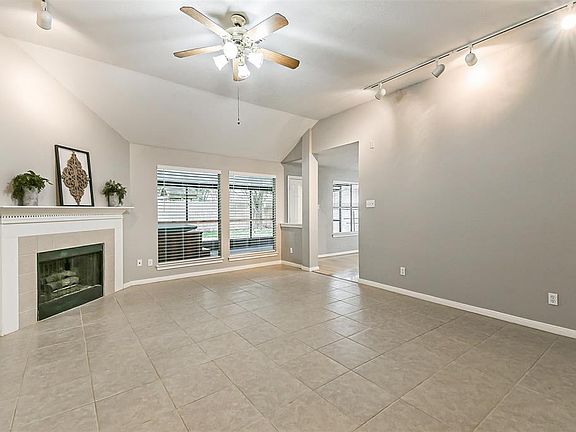 4th image of 22718 Williamschase Dr