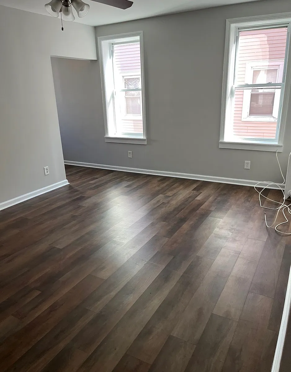 Building Photo - 146 George St #6