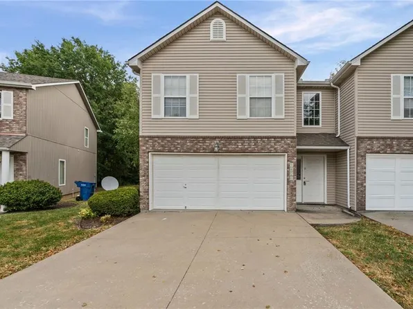 1626 NW Garrett Dr, Blue Springs, MO 64015