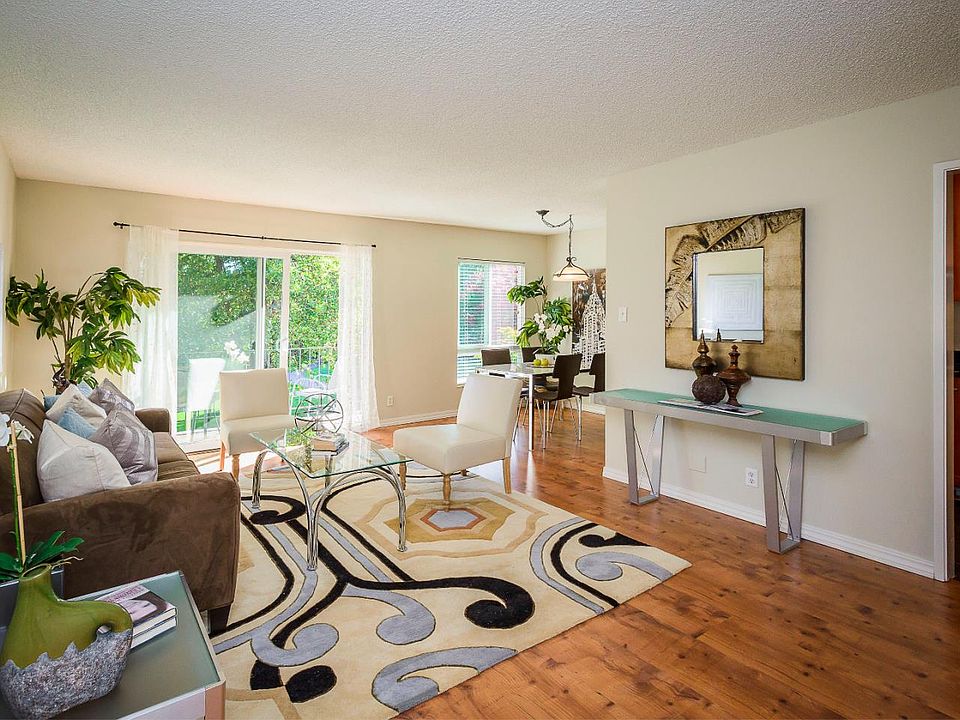 1st image of 930 Peninsula Ave APT 214