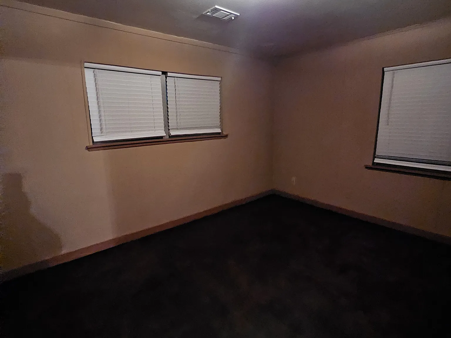 3 bed, 1300 sqft, $1,550 — Photo 4