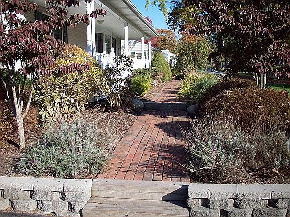 WALKWAY