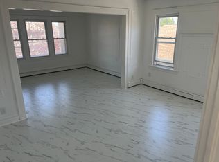 247 Elm St #2, Elmwood Park, NJ 07407
