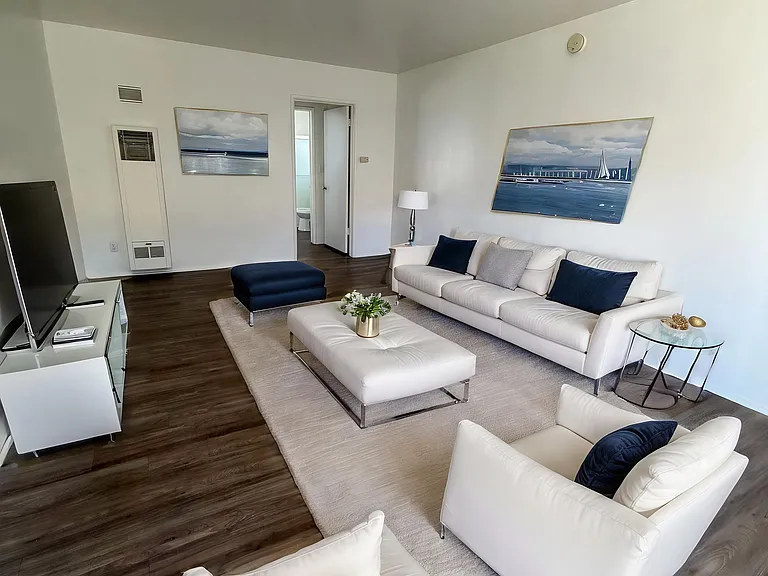 133 S Princeton Ave #2 — Photo 4