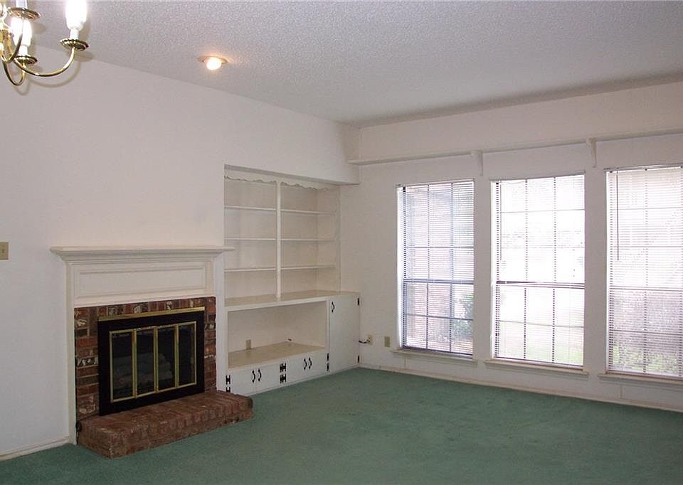 1st image of 3101 Townbluff Dr APT 113